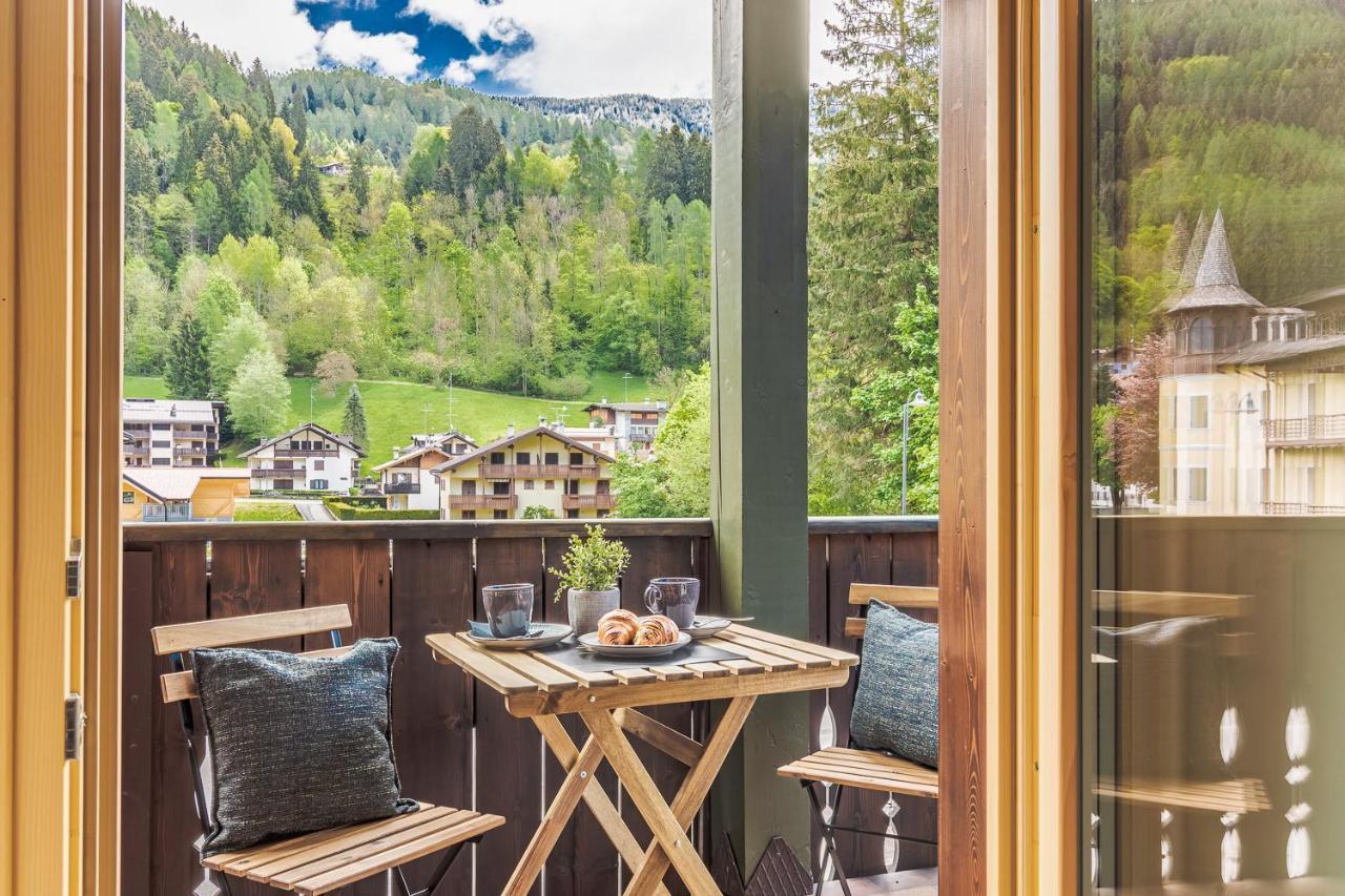 Suite Italy Pinzolo Due Giustino エクステリア 写真