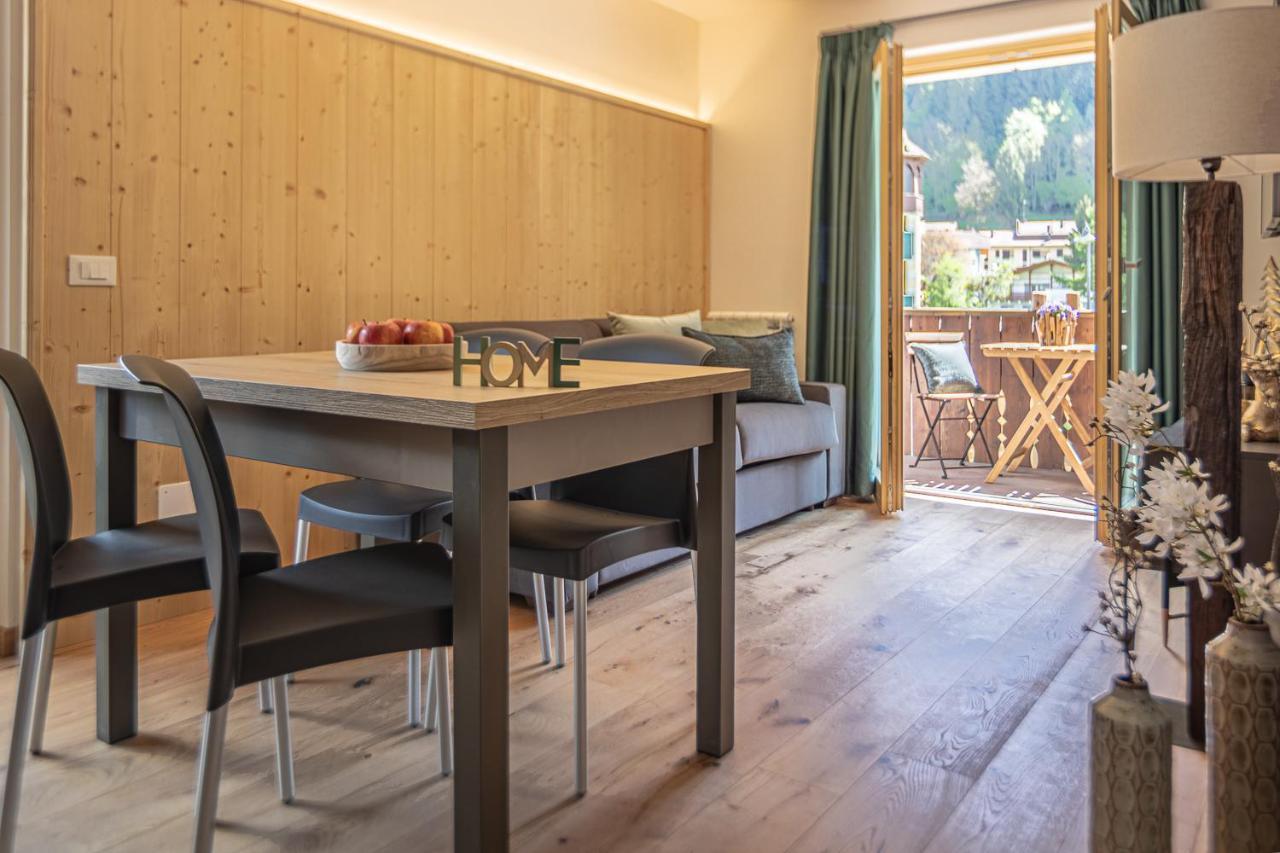 Suite Italy Pinzolo Due Giustino エクステリア 写真