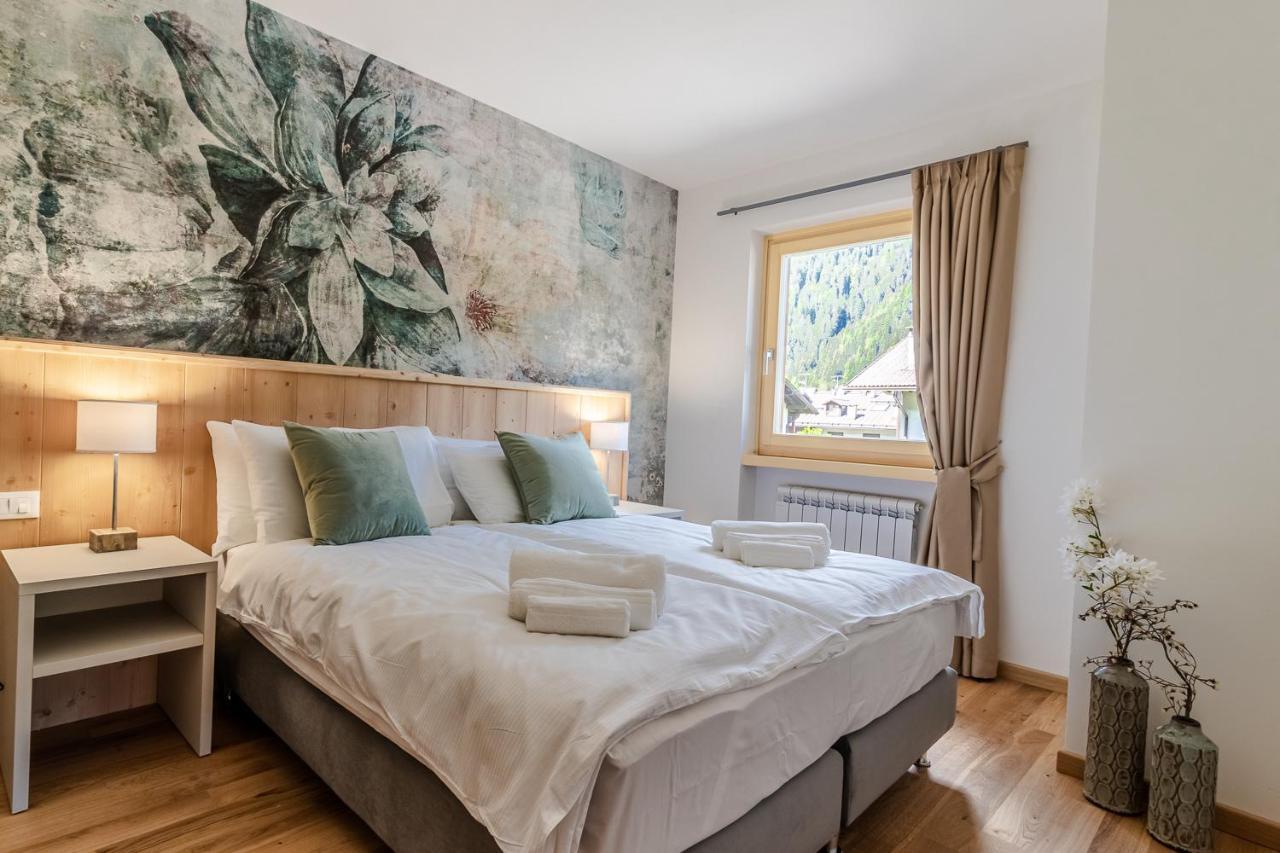 Suite Italy Pinzolo Due Giustino エクステリア 写真