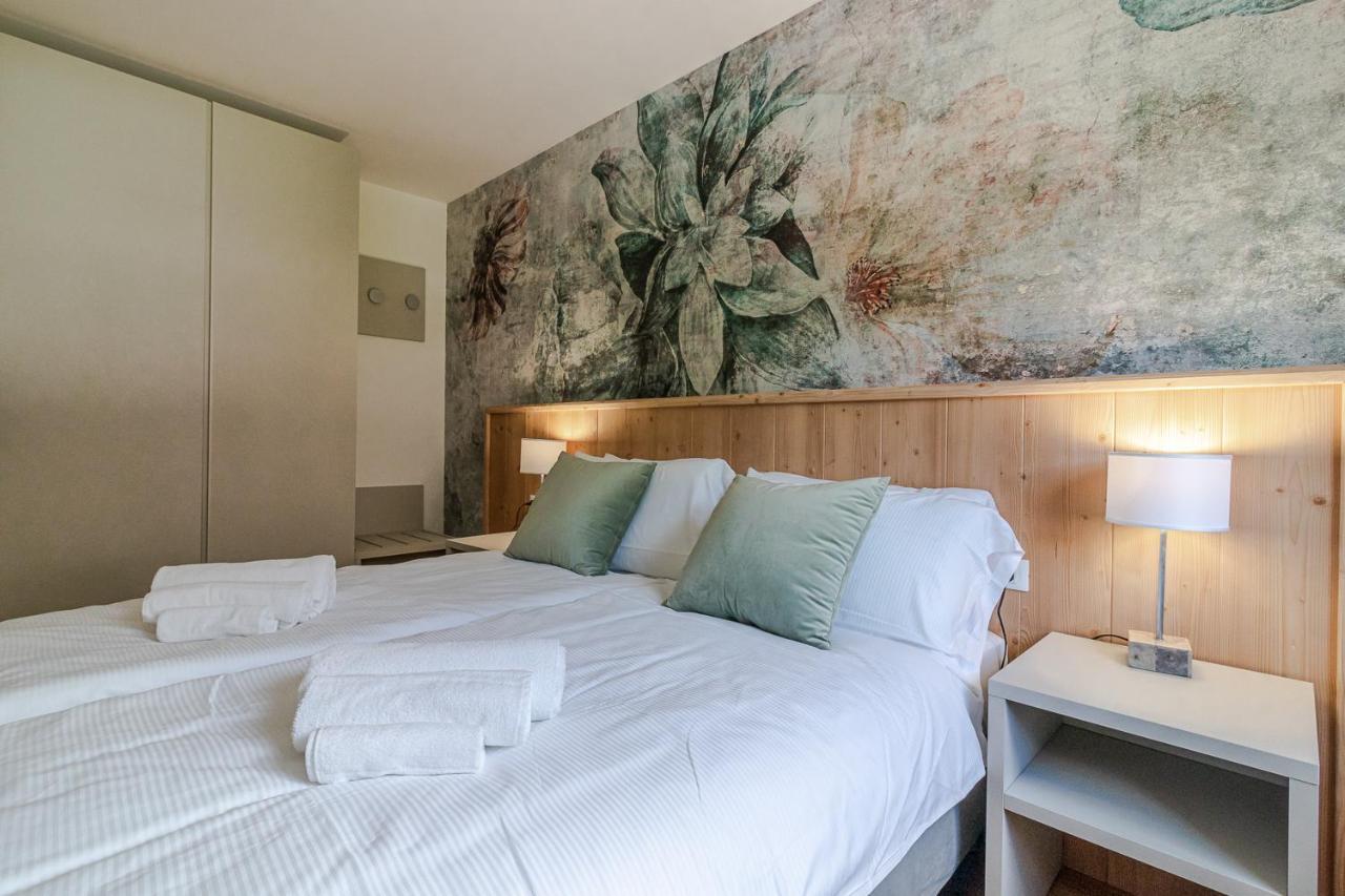 Suite Italy Pinzolo Due Giustino エクステリア 写真
