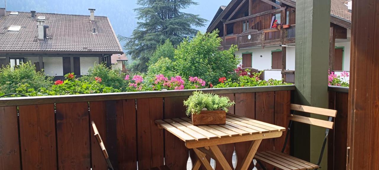 Suite Italy Pinzolo Due Giustino エクステリア 写真
